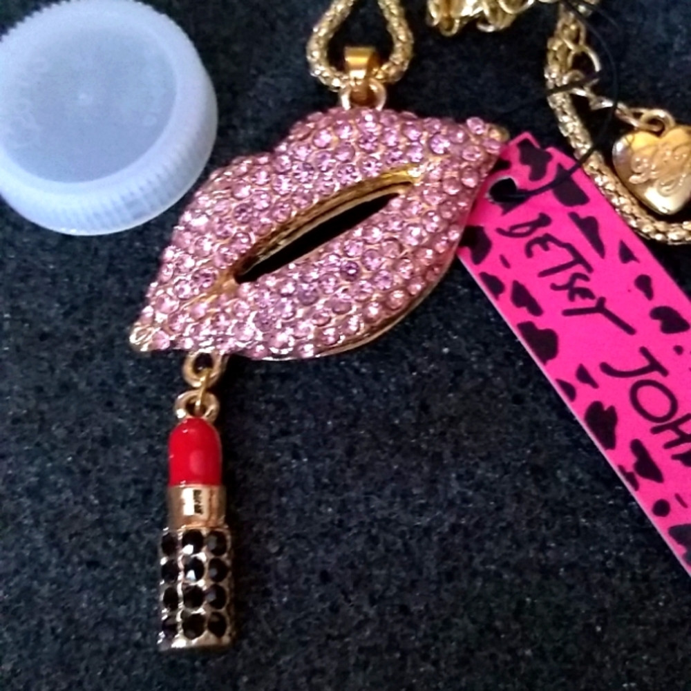 Pink Crystal Lips with Red Lipstick Pendant Necklace